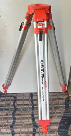 Surveyors CST/Berger Tripod 1