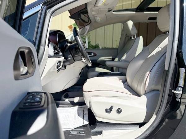 2020 Chrysler Pacifica Limited - $11,89963476086006659122
