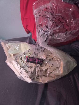 Big bag of Cuttlebone.600203365366507522