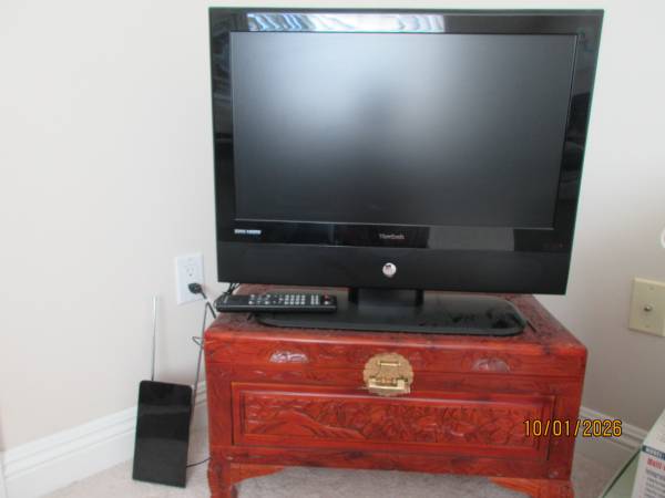 25" TV 1