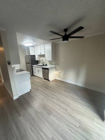 $2,975 / 2br - 1015ft2 - Carlsbad View Apartments (oceanside)64037388167555124