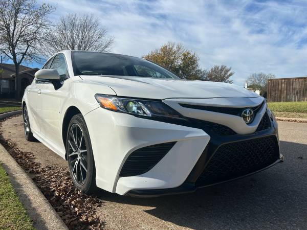 (SOLD) 2021 Toyota Camry SE – Clean Title 1
