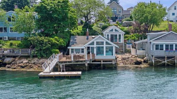 $1 / 3br - Stay at Rocky Neck Su (Gloucester, MA)63892102548995121