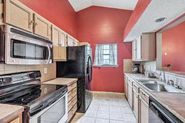 $250,000 / 3br - 1243ft2 - North Charleston Home FOR SALE (Windsor Hill)64015945153153124