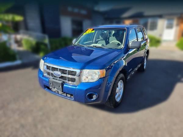 2008 Ford Escape - Financing Available! Carfax, come see us today. 1