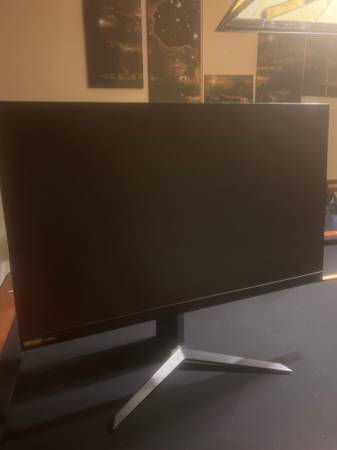 Cyberpower gaming PC/ LG monitor 1