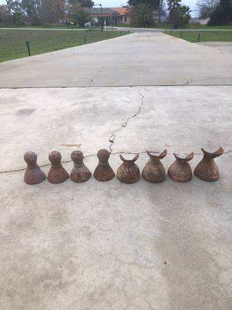 Clawfoot bath tub feet 1