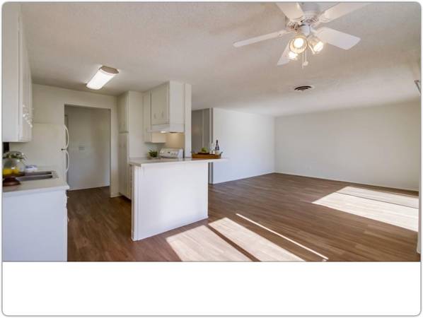 $2,890 / 2br - 1250ft2 - Central location in La Mesa. 2 Bed, 2 Bath! Stop by for a tour! (La Mesa - Near Historic La Mesa Village)63621398916481121
