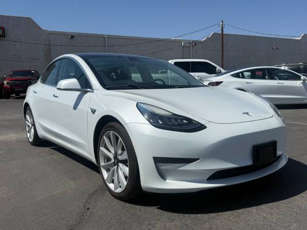 2019 Tesla Model 3 Long Range Dual Motor AWD 1