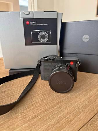Leica Q3 1