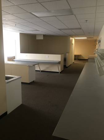 $2,995 / 1000ft2 - UPDATED REDUCED Warehouse, Office & Retail, Health and Fitness (West Central Street/ Speen Street)63996404892419121