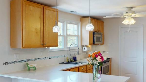 $3,000 / 2br - 1100ft2 - 🏡✨ Fully Furnished 2BR/2BA – Your Home Away from Home! (North Haven - Montowese)64010333149697122