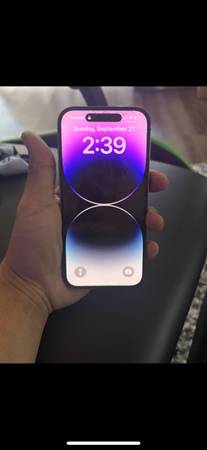 Iphone 14pro (unlocked) 1