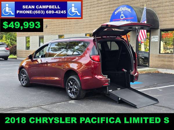 2018 CHRYSLER PACIFICA LIMITED S  REAR ENTRY HANDICAP VAN 1