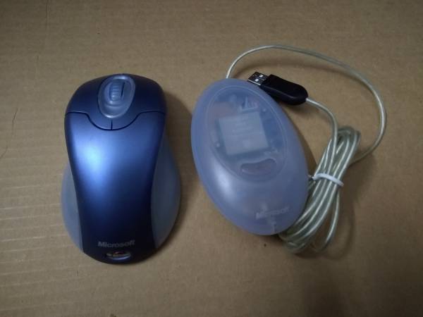 Microsoft wireless mouse 1