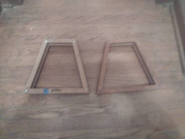 Vintage tennis racket head press 1