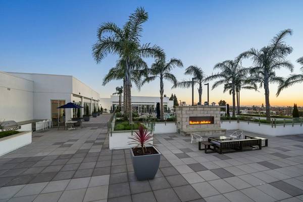 $2,679 / 556ft2 - Private Patio or Balcony, Energy-Efficient, Stainless-Steel Appliances (The Beacon is nestled in suburban Fremont)63658045639425124