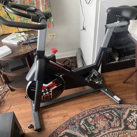 Wenoker Stationary Exercise Bike - Assembled 1