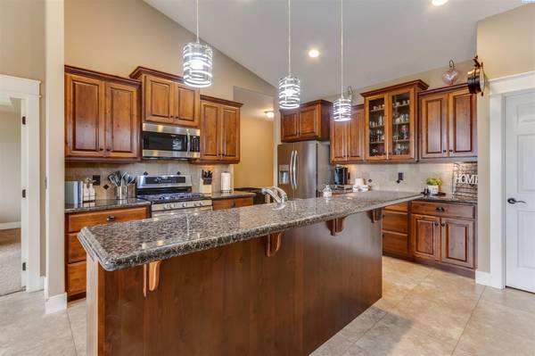 $535,000 / 4br - 2064ft2 - Open House - Saturday, October 25, 2025 11:30-1:00 (First Place, Pasco)64171131124097122