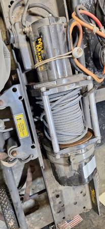 Mile marker 12000 lb de capacidad de arrastre - $500 (North Bend)63471373173763121