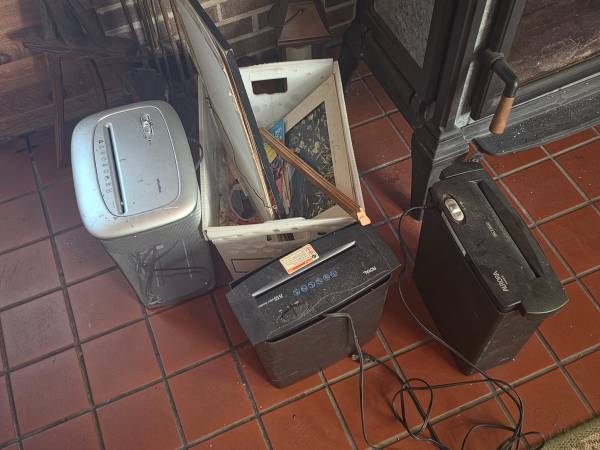 Paper shredders 1