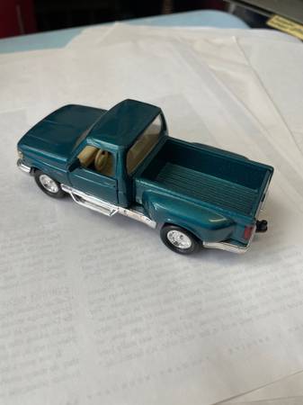 Ford F-150 - Road Champs 1