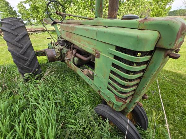 B John Deere 1