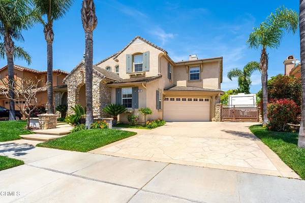$1,399,900 / 5 habitaciones - 3417 pies cuadrados - Camarillo Oasis | ¡Espacioso con ENTRETENIMIENTO JUNTO A LA PISCINA! (Camarillo)63736241323907121