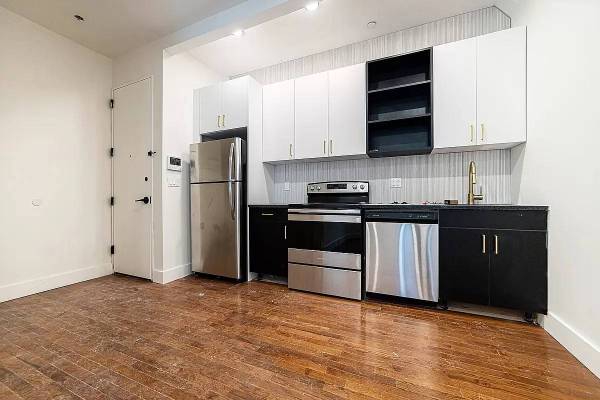 $1,190 / 2br - 750ft2 - Clean and Cozy 2-Bedroom, 1-Bath Apartment~@@ (Sunnyvale)64055521725186120