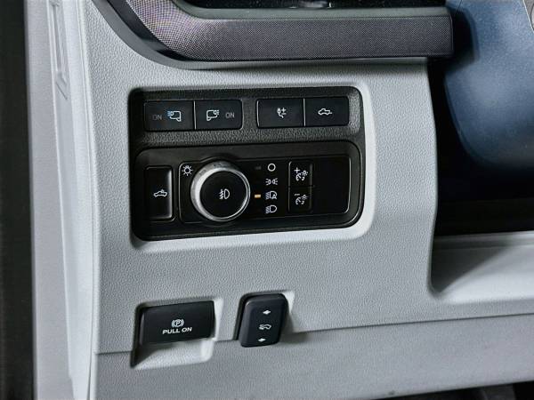 2023 Ford F-350SD - Photo 11