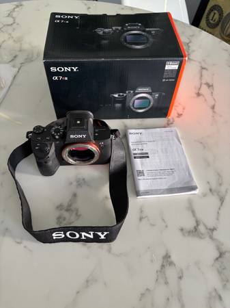 Sony A7r mark III Camera flawless! 1