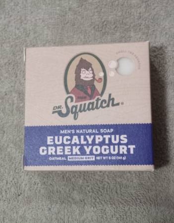 Dr. Squatch Eucalyptus Greek Yogurt Bar Soap Oatmeal Medium Grit 5 oz 1