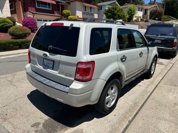 2008 ford escape 4wd 6cyl- mechanic special - $1,000 (oakland east)63613295282563121