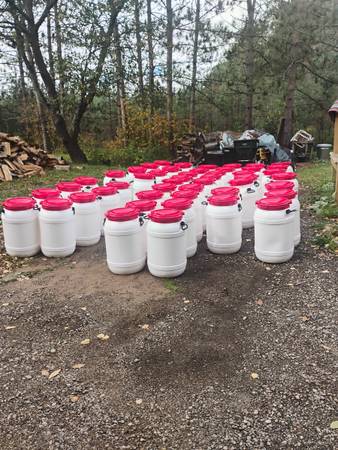 Air and water tight screw top barrels 1