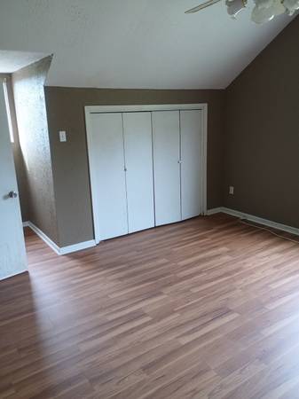 $845 / 2br - 750ft2 - Large 2 bedroom nice area (Near lafayette)63857516572673122