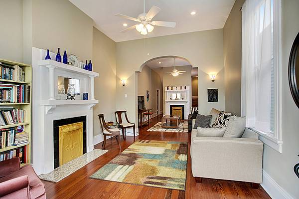 $695 / 5br - 3950ft2 - HUGE uptown Rental Hous 5br - Live like locals -12 guest , 463903769355906120