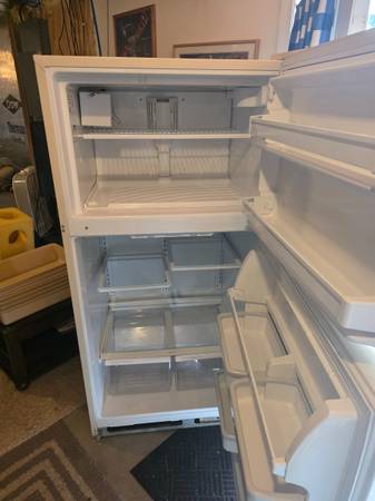 Ice Cold Refrigerator n Fridge 1
