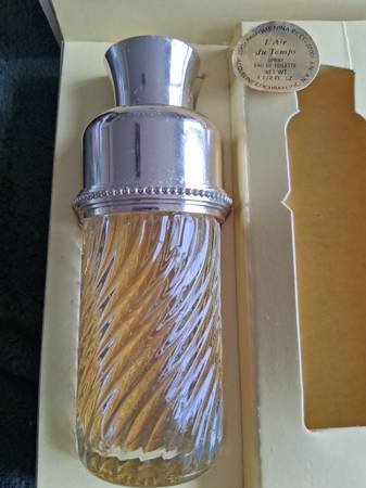 Botella de "L'Air du Temps Spray EDT" Lalique, Francia. - $20 (San Francisco cerca del zoológico)63439742269569121