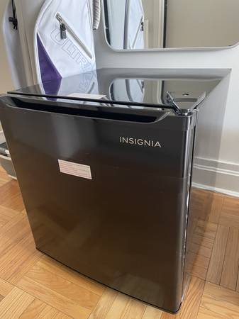 Small Black Fridge $90 > $50 1