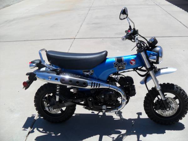 2025 HONDA DAX 125 (11 MILES)