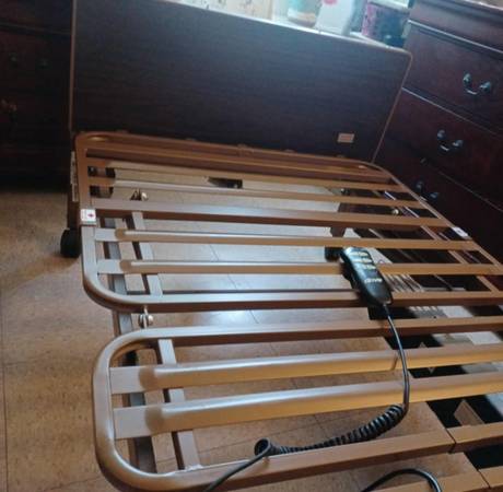 Drive Electric Adjustable Bed with Remote 1