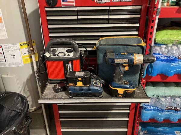 Black & Decker Starter & Ryobi Drill 1