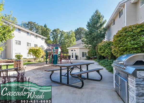 $1,995 / 3br - Upscale Vaulted Ceilings in Upstairs Units - 3 Bedroom Newly Updated (Beaverton / Aloha)63914737368963120