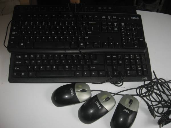 3 keyboards & mouse 1