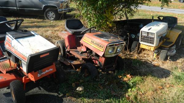 3 riding mowers - parts or repair 1