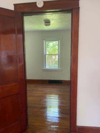 $3200.00 / 4br - 1500ft2 - August 2026to August 2027. 4. Brs. 1.5 bath63660228787715120