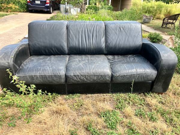 Free Black Leather Couch 1