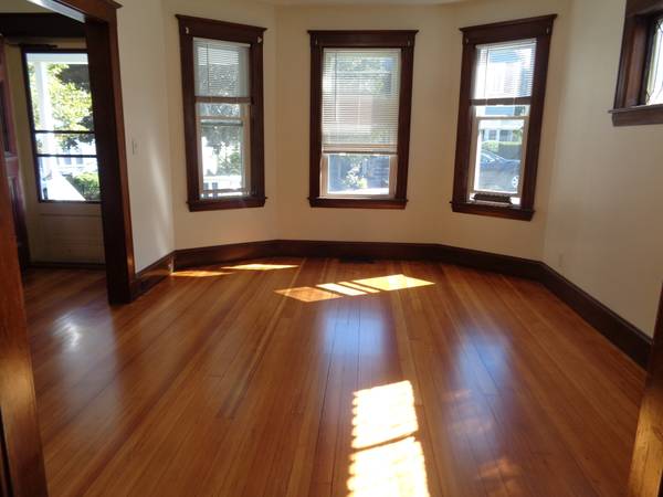 $2,690 / 2br - Great freshly painted, newly sanded floors, beautifully maintained, WD (Belmont)63828338404355123