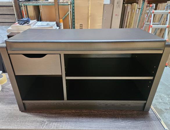 Versatile black shoe bench 1