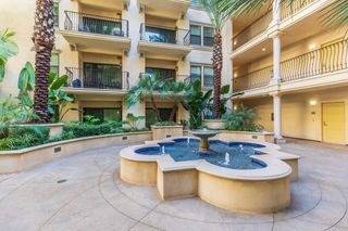 $2,409 / 1br - 740ft2 - Soothing Jacuzzi Spa, 24-Hour Doorman, Pantry (909 W. Temple St., Los Angeles, CA)63953070613762121